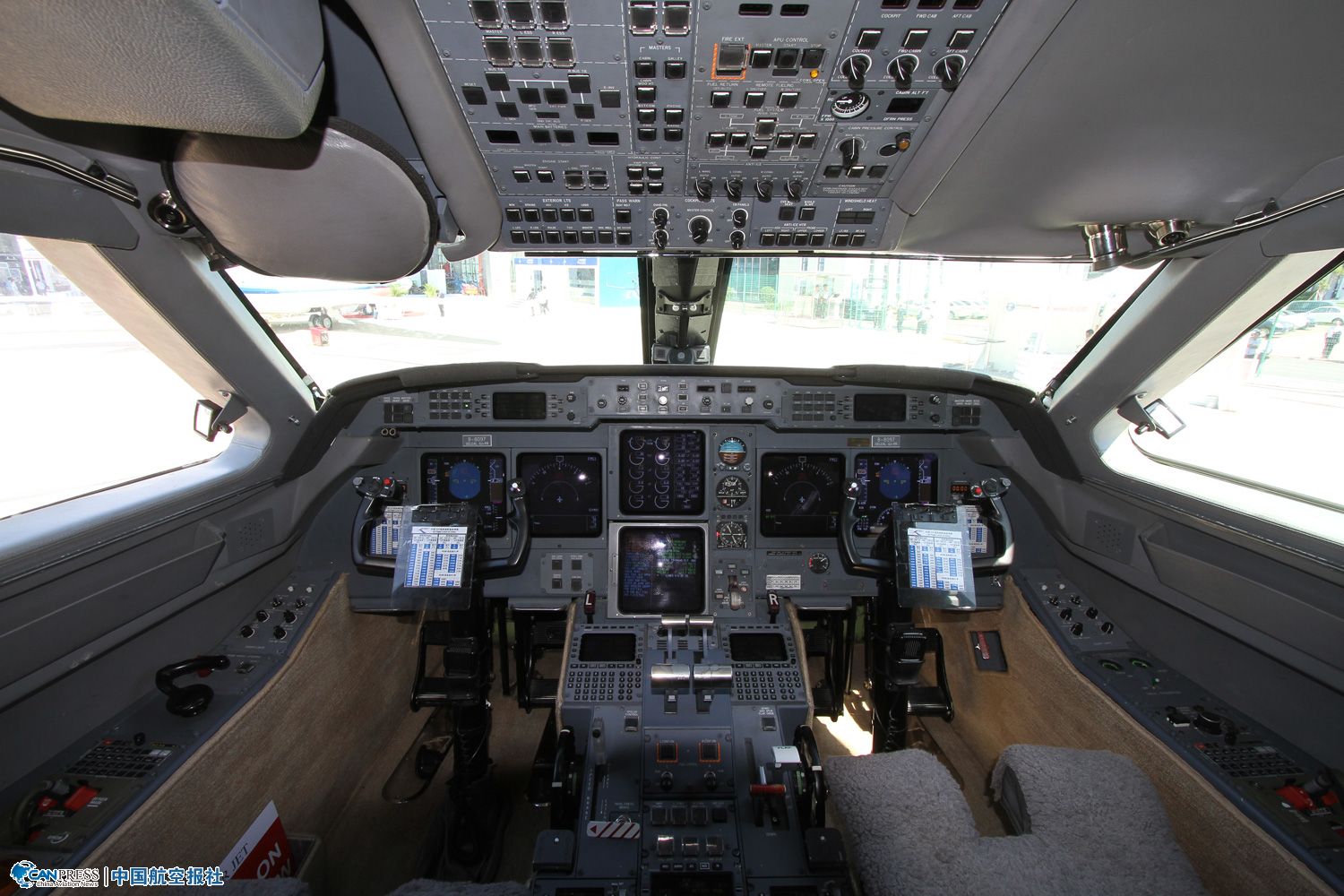 �h�A�������͵�����(zh��n)��300