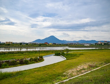 推動生態(tài)文明建設(shè)和綠色低碳發(fā)展